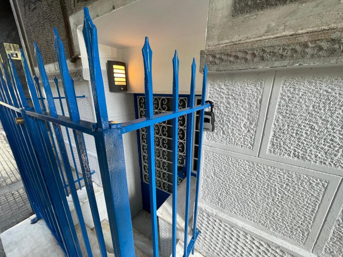 Stone Inn Near Acropolis & Metro 石头记 Felsenhohle Ateny Zewnętrze zdjęcie