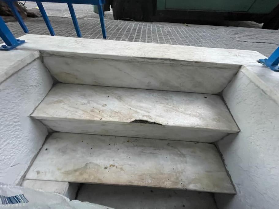 Stone Inn Near Acropolis & Metro 石头记 Felsenhohle Ateny Zewnętrze zdjęcie